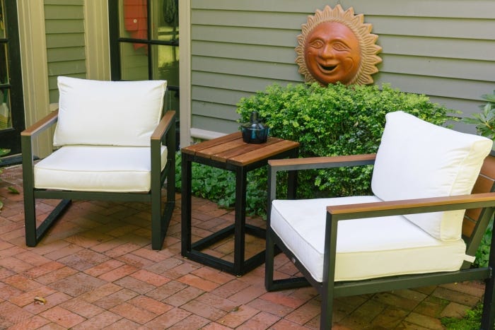 How To Build an Easy, Affordable Outdoor Side Table