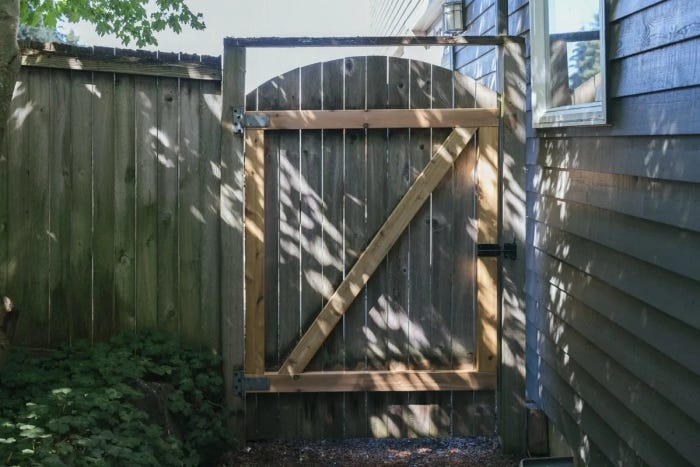 How To Repair a Fence Gate Z-Frame