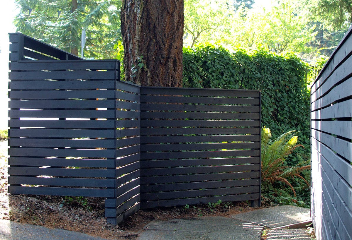 How to Build a DIY Backyard Fence: Part 2