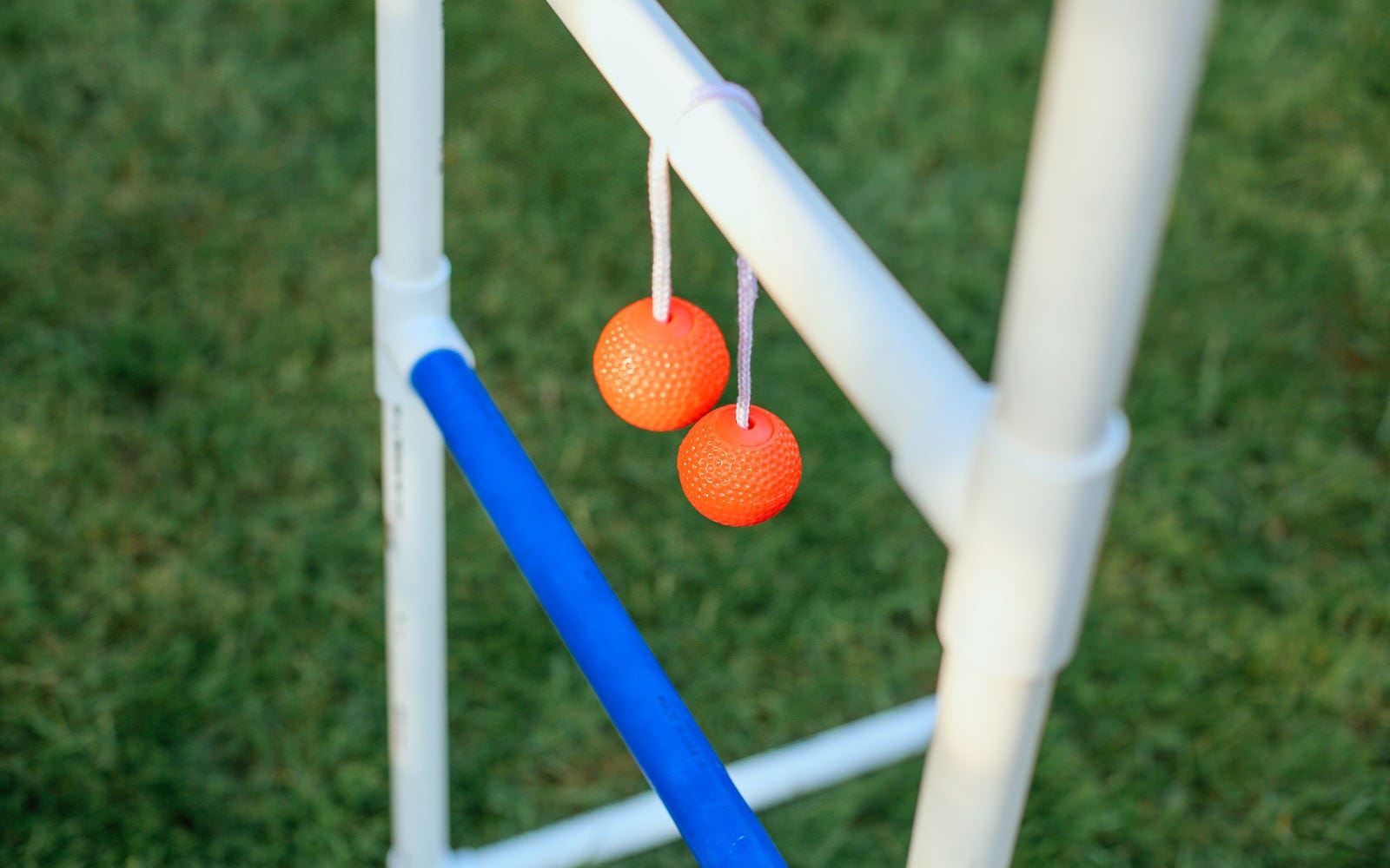 How To Make a DIY Ladder Golf Game