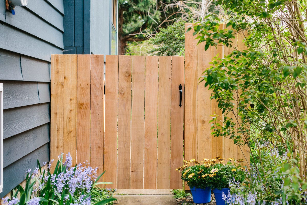 How to Replace a Fence Gate