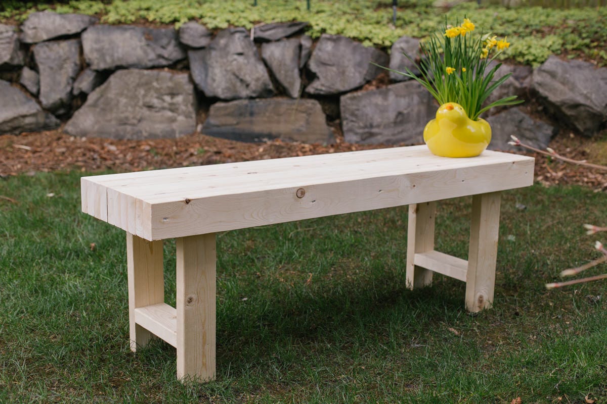Simple DIY Outdoor Bench