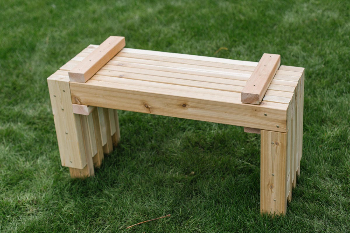 sliding bench Wood DIY expandable bench, at shortest length.