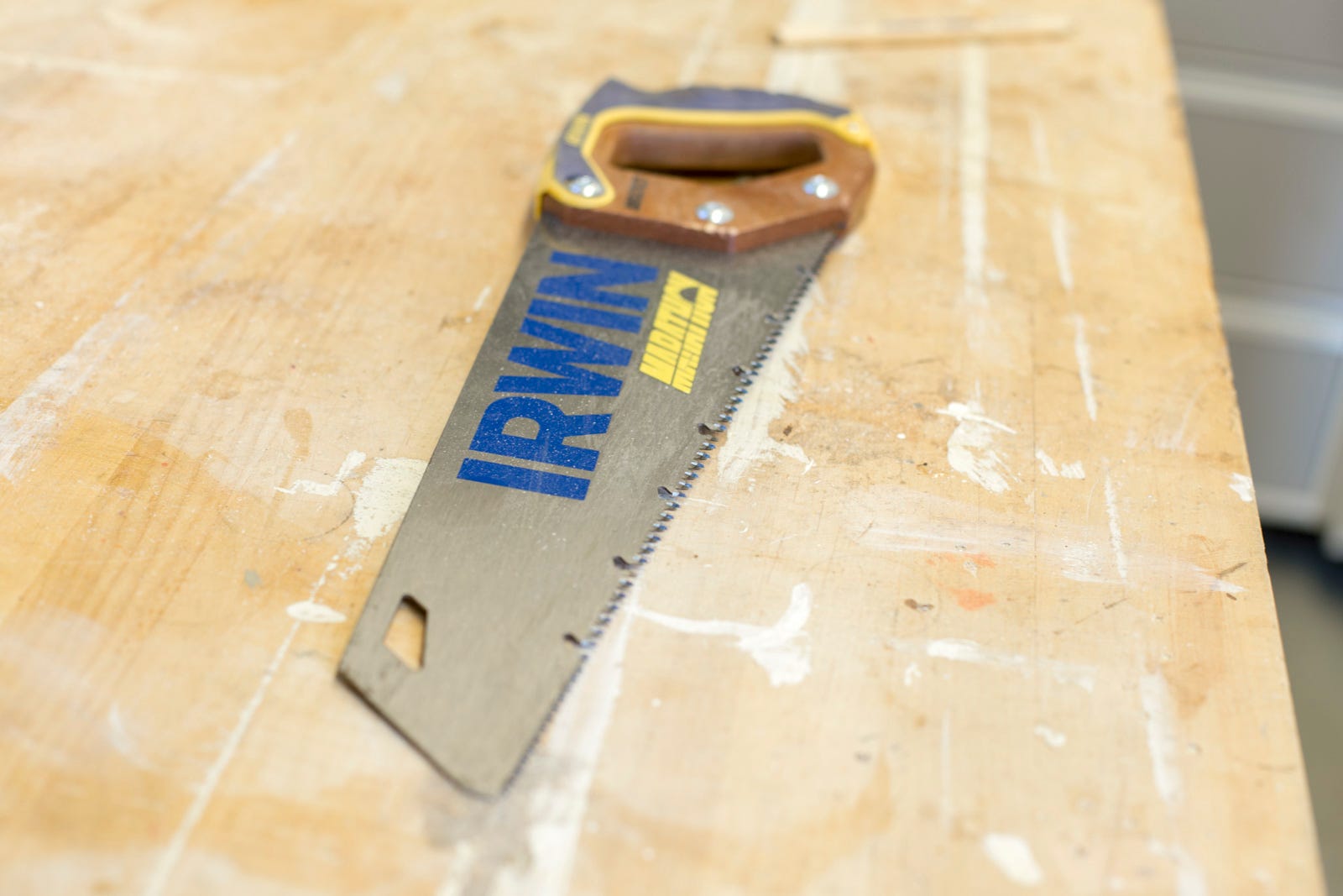 what is a hand saw