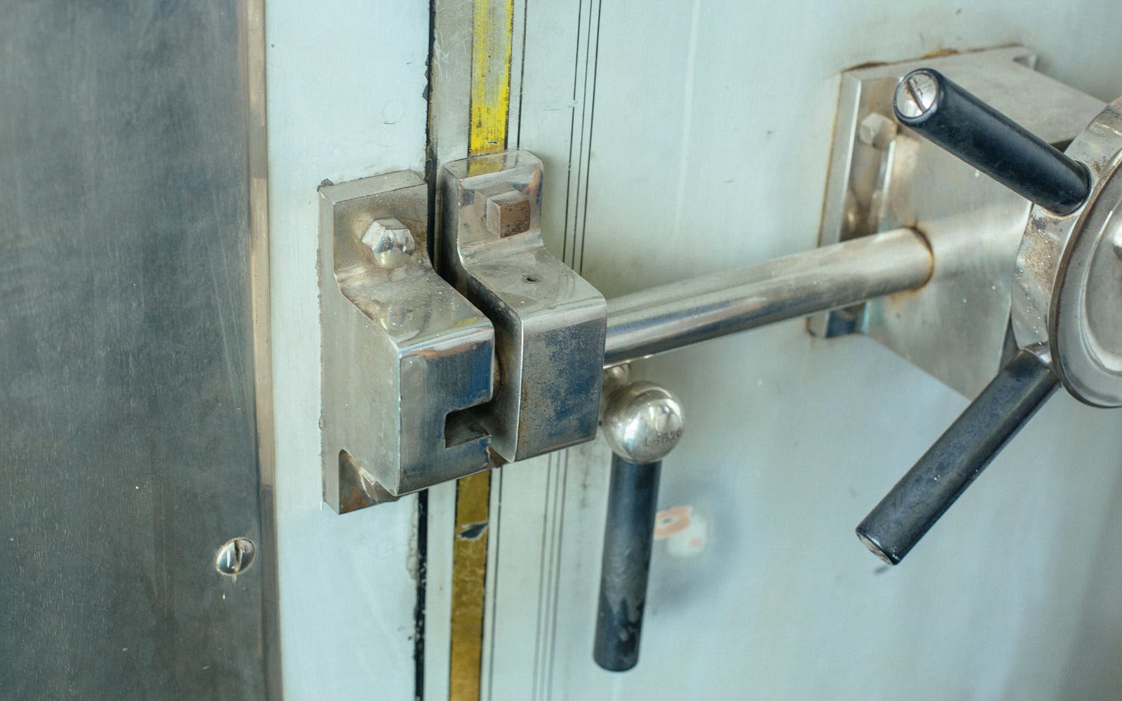 old safe lock