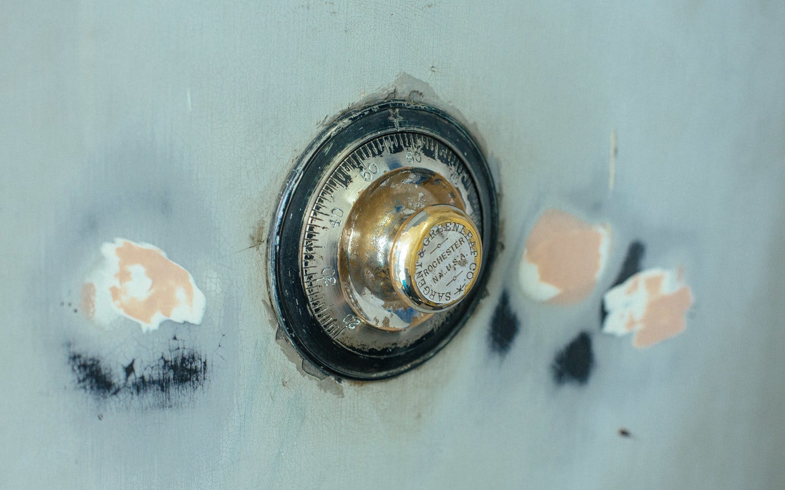 old safe lock