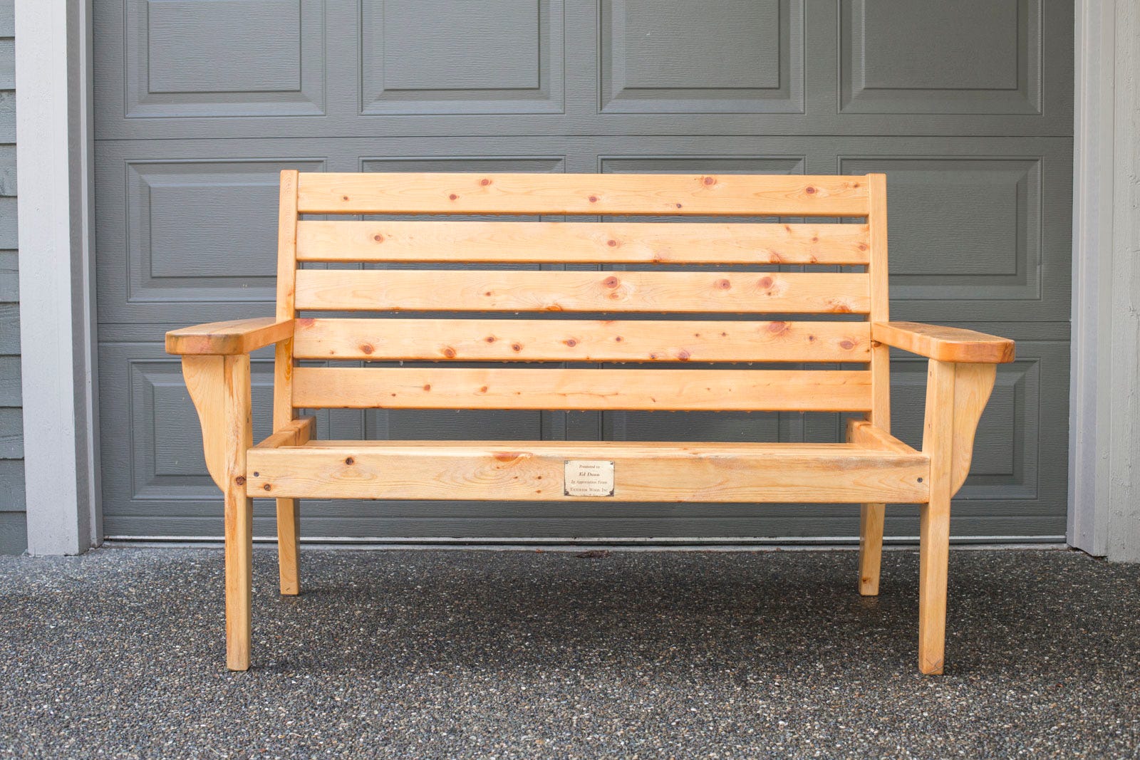 garden bench restoration
