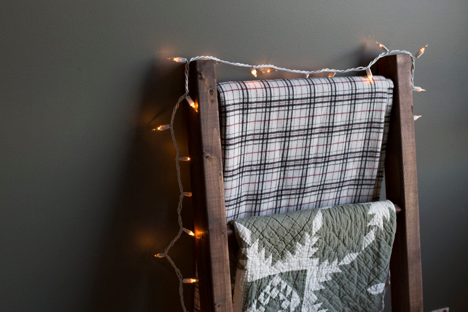 decorating quilt rack decorating quilt rack