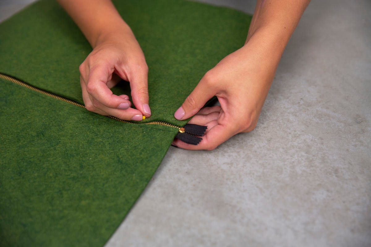 hand sewing zipper on diy felt case hand sewing zipper on diy felt case