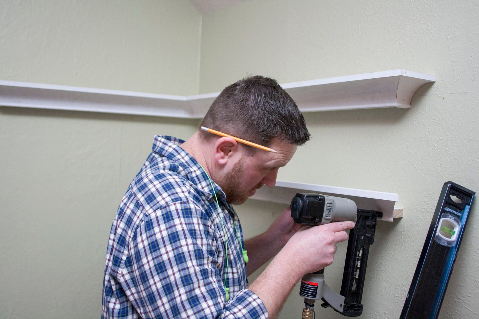 DunnDIY-SeattleWA-CrownMolding-14_1.jpg#