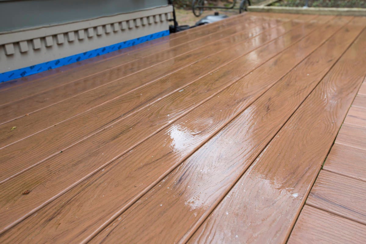 apply corte clean to composite decking apply corte clean to composite decking