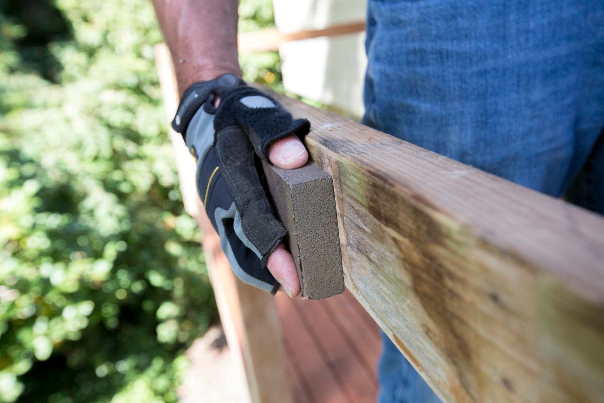 Dunn DIY How to Install Deckorators Aluminum Balusters Seattle WA 11 Dunn DIY How to Install Deckorators Aluminum Balusters Seattle WA 11