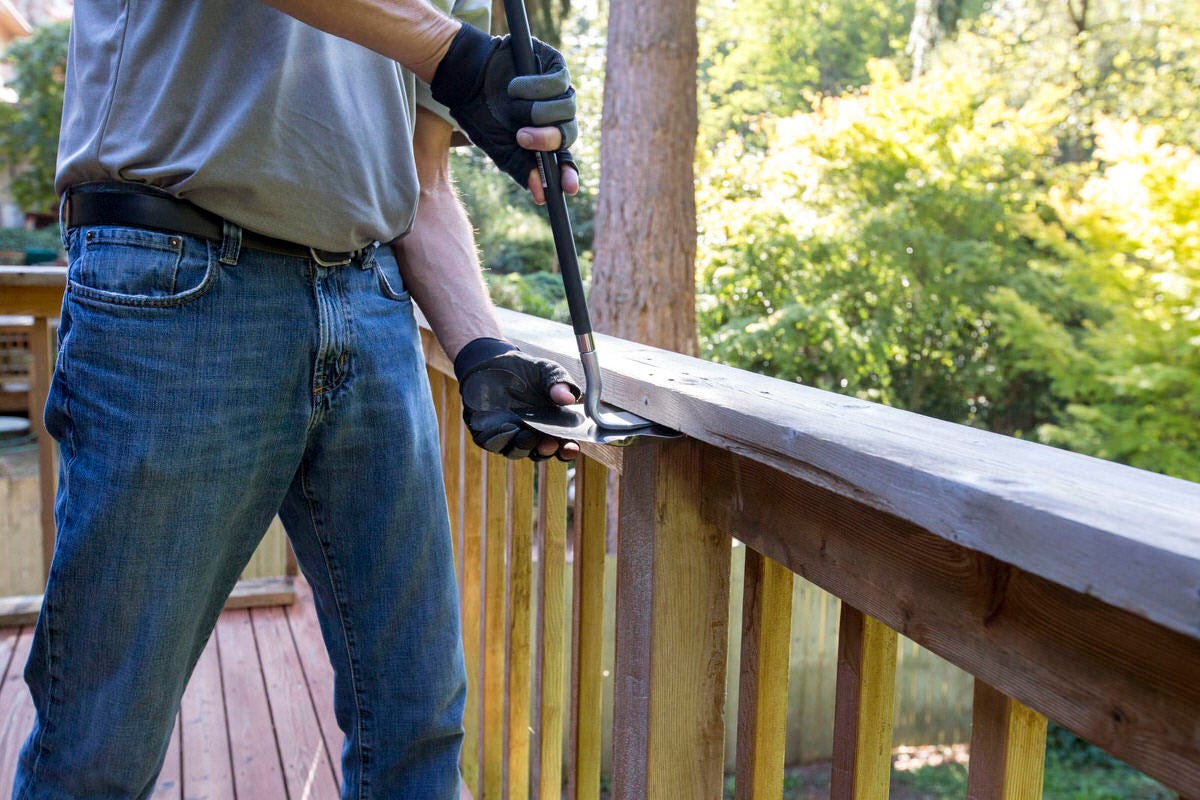 Dunn DIY How to Install Deckorators Aluminum Balusters Seattle WA 2 Dunn DIY How to Install Deckorators Aluminum Balusters Seattle WA 2