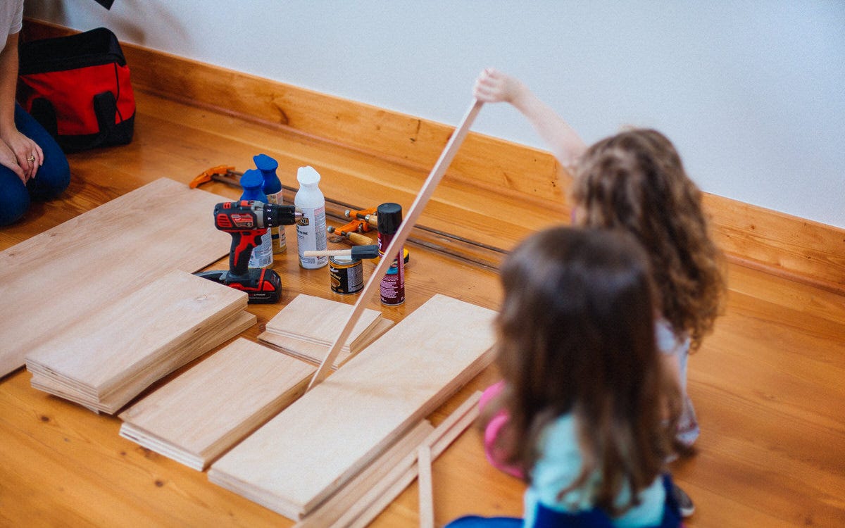 how to build a doll house