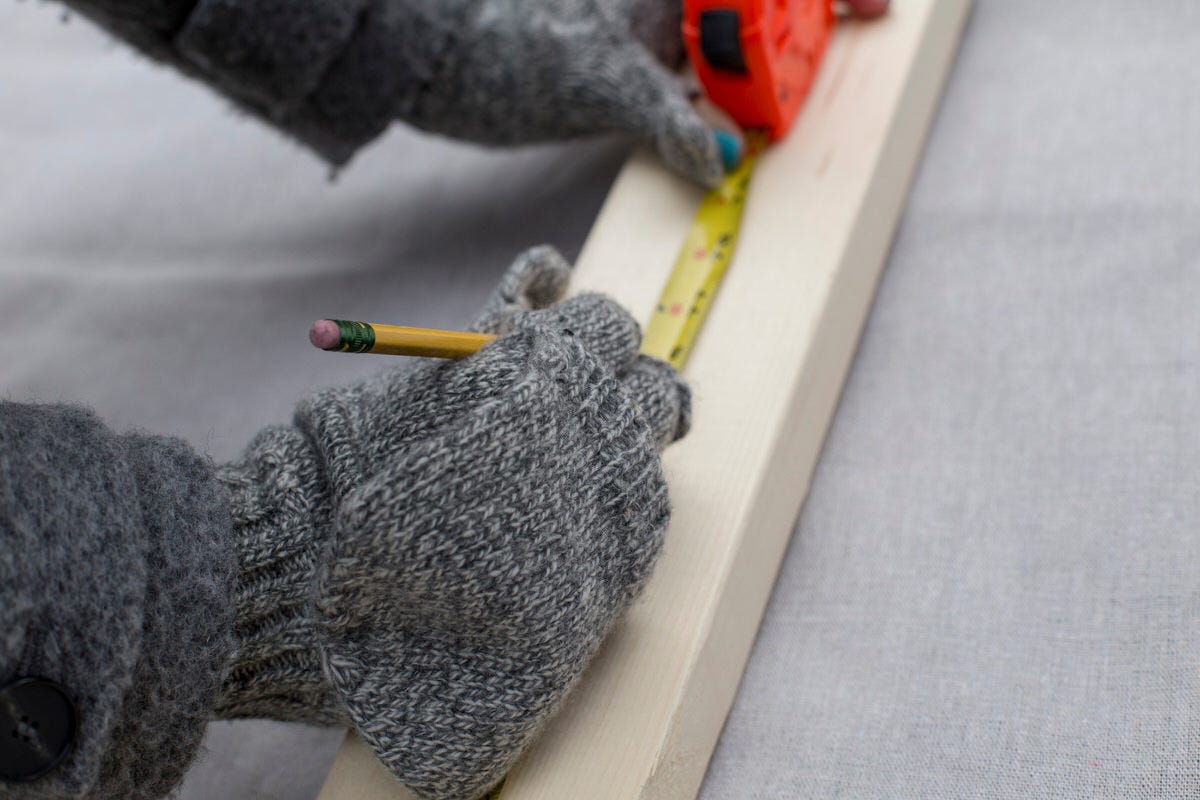 measure bed frame
