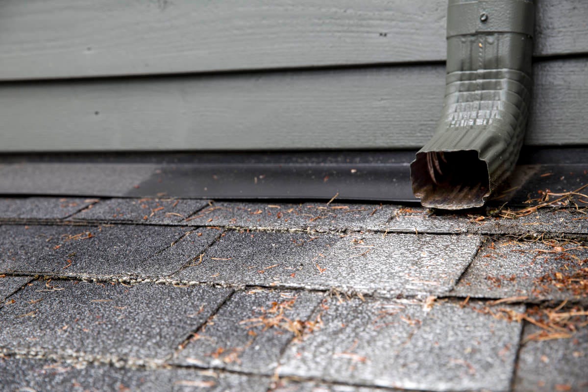 moss treatment near gutter moss treatment near gutter