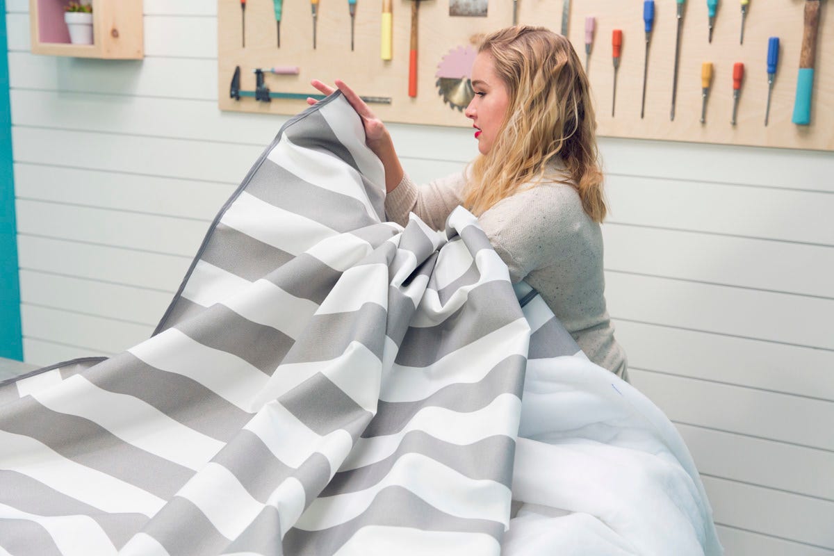 filling hammock bed with stuffing filling hammock bed with stuffing