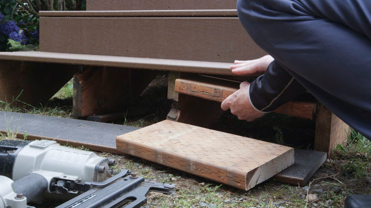 Dunn Lumber How to Install AZEK TimberTech Railing on Your Deck Seattle WA 1 Dunn Lumber How to Install AZEK TimberTech Railing on Your Deck Seattle WA 1