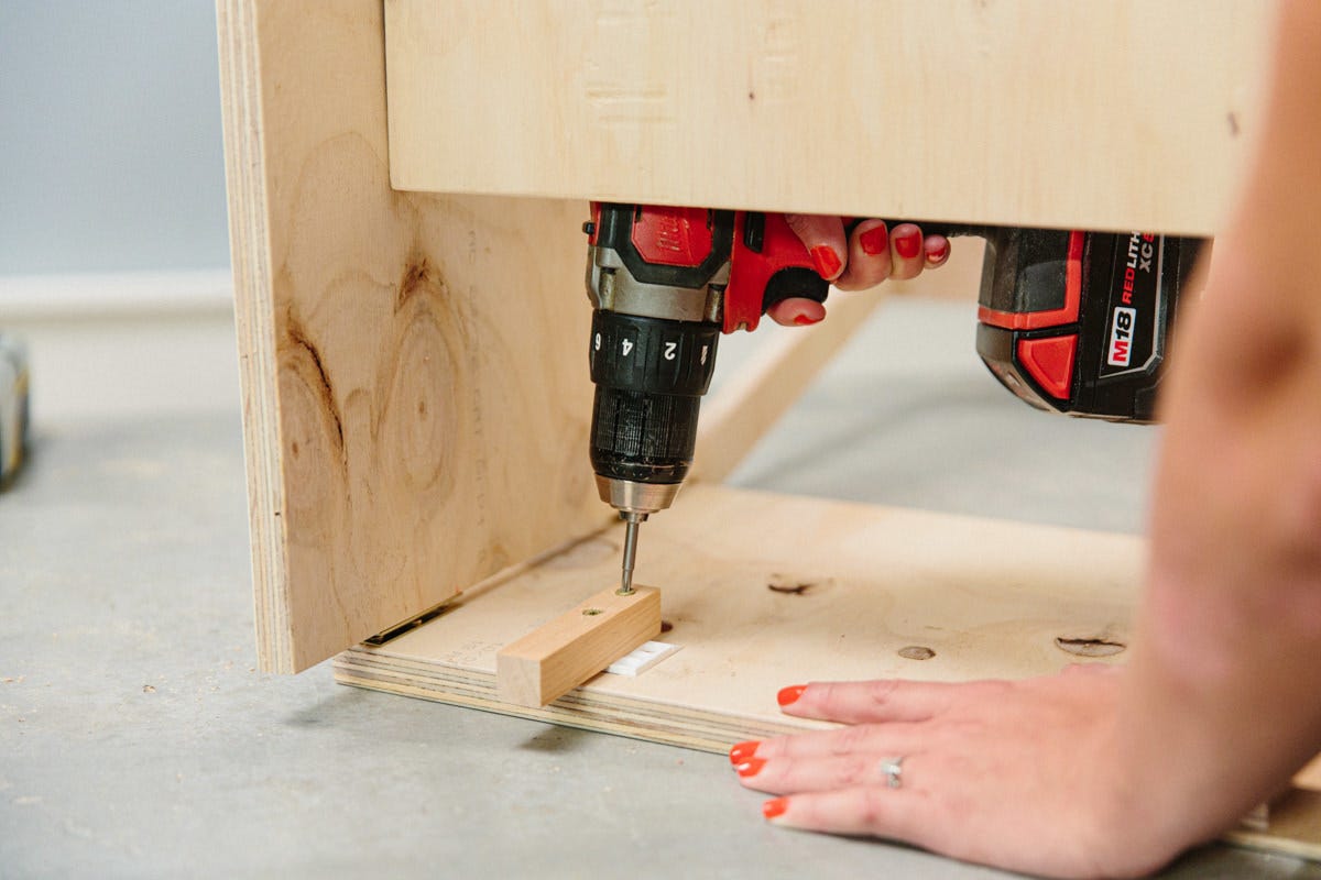 3/5” x 3/4” square moulding 3/5” x 3/4” square moulding