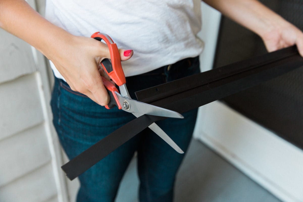 cutting door sweep cutting door sweep